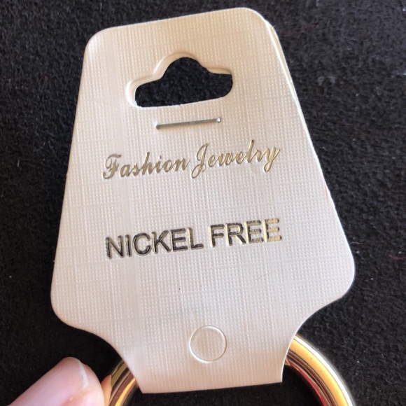 Bag accessory red pom - Picture 2 of 2